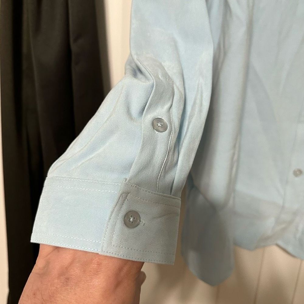 Denim & Co Bleached Denim soft button down womens top - Picture 3 of 7